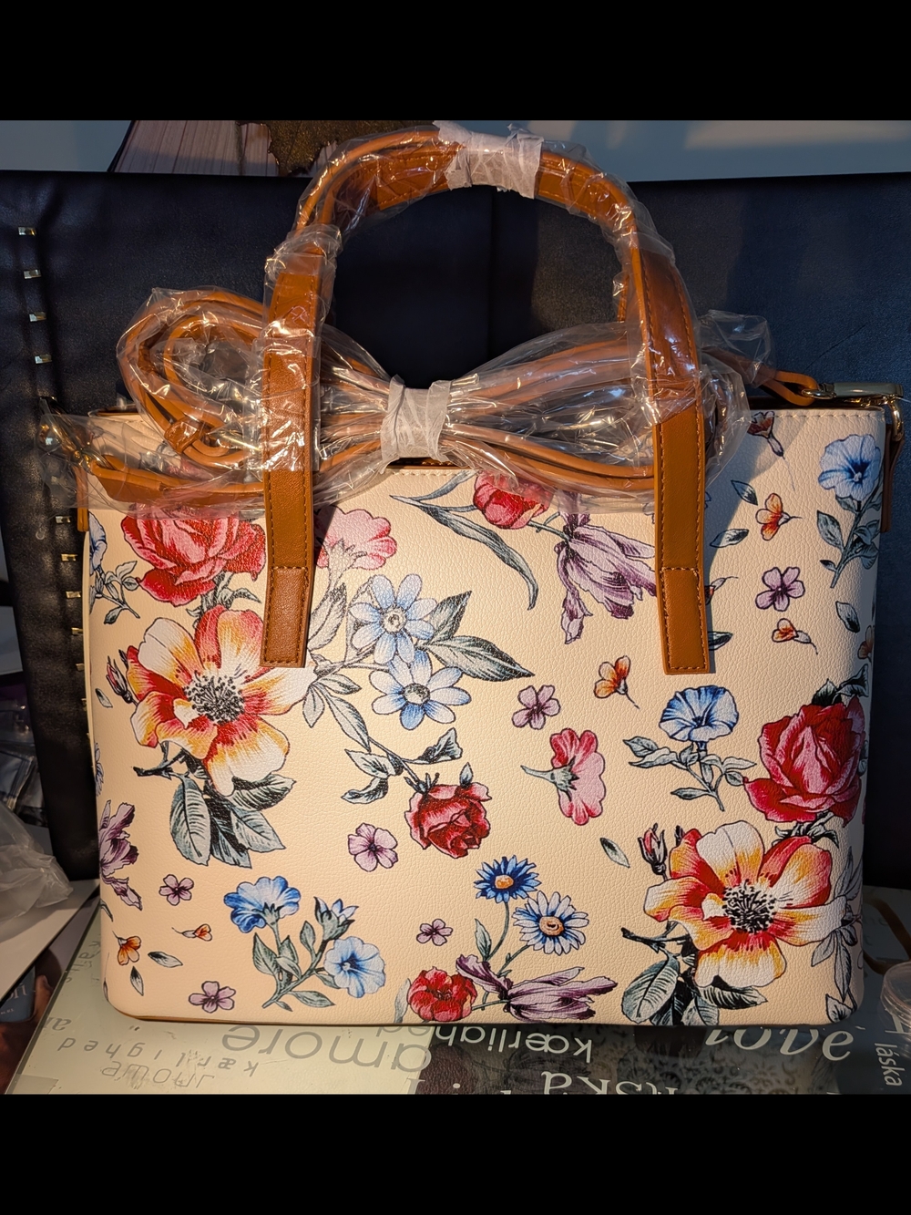 Avon Mother's Day Bag Floral Print Tote Bag with Tan Handles - Cream Multicolor